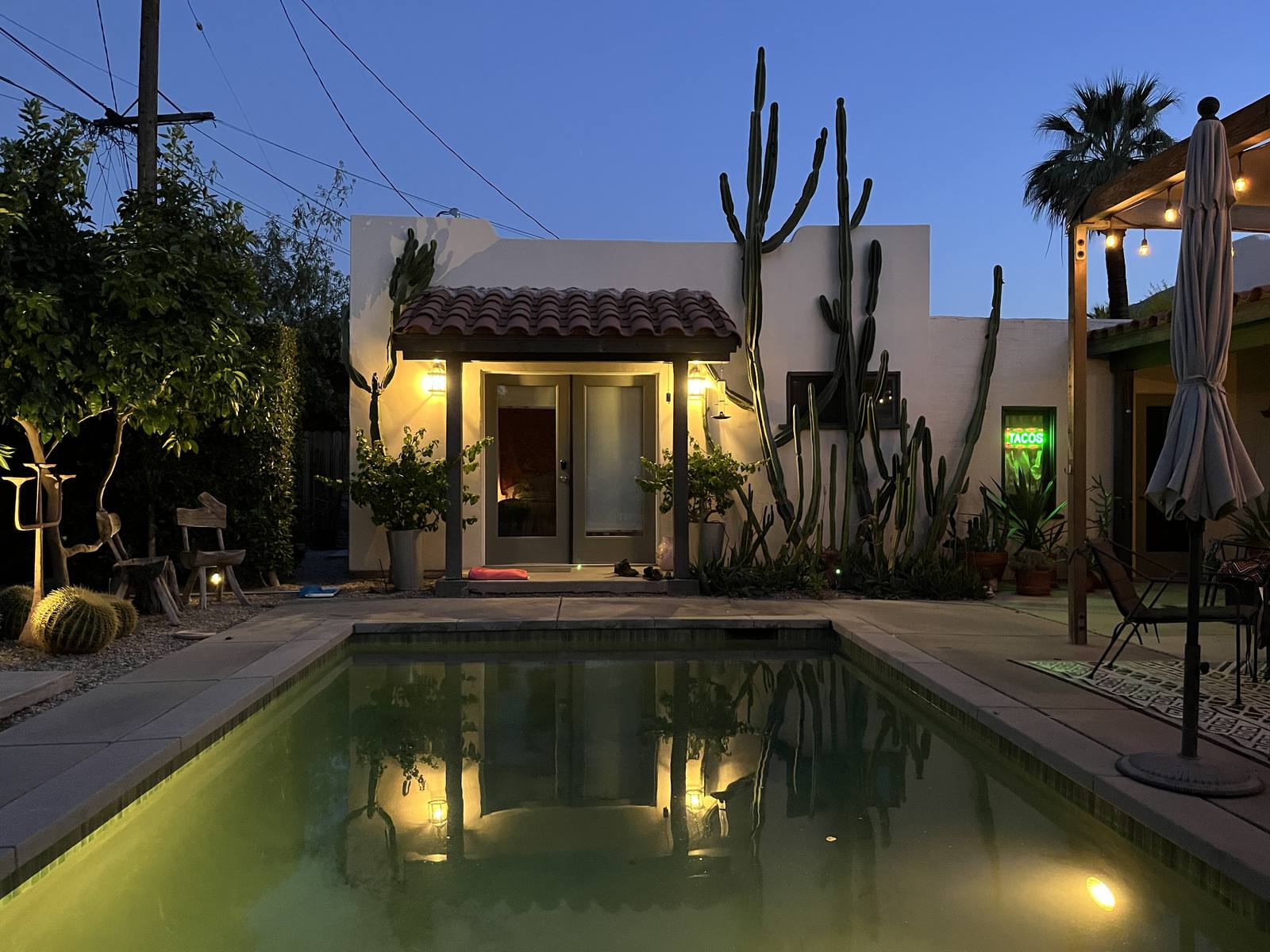 Another Palm Springs street. Butterfly roofs, clerestory windows, and open carports are the local vernacular.